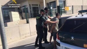 Robos en Calvi&agrave;