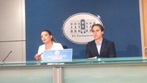 Margalida Prohens ha comparecido junto a &Aacute;lvaro Gij&oacute;n