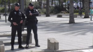 polic&iacute;a local