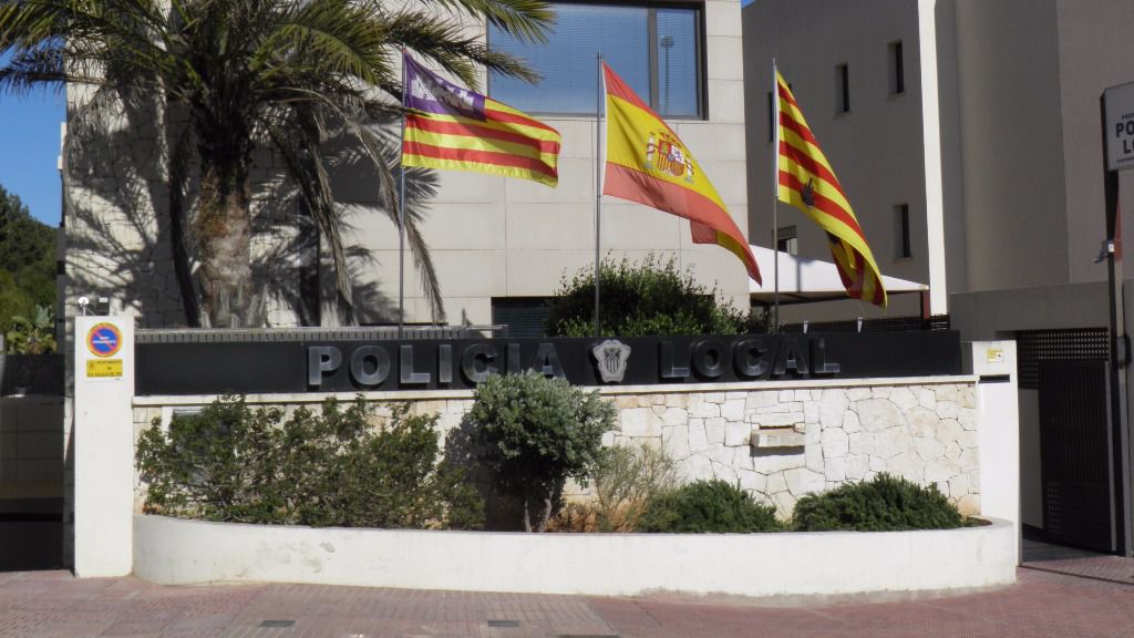 policia local santa eularia