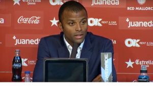 Molango no dimite y continuar&aacute; como consejero delegado del club.