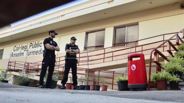 La familia y la Conselleria de Educació mantuvieron versiones diferentes.