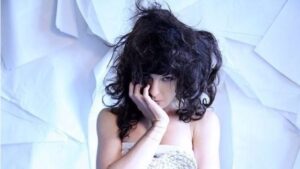 Folk, rock e influencias electr&oacute;nicas es el estilo de Hoop