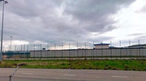 Llevaba un paquete destinado a uno de los reclusos