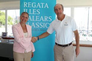 Esther Vidal y Borja de la Rosa han firmado este interesante acuerdo de colaboraci&oacute;n.