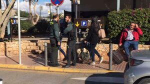 guardia civil aeropuerto