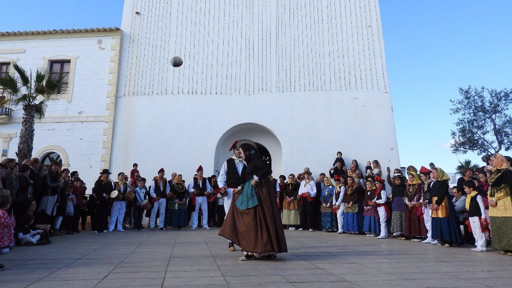 ball pages formentera