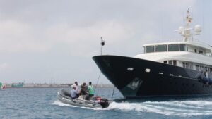 lancha control fondeos conseller vidal