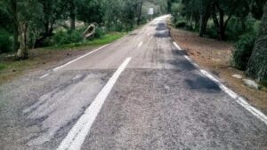 Se recomienda acceder a Valldemossa por la Ma-1110 o por Dei&agrave;