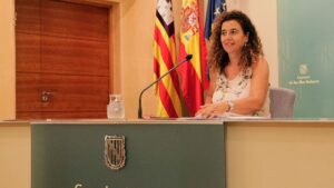 Imagen de la portavoz del Govern, Pilar Costa