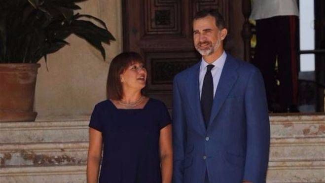 La presidenta Armengol con el Rey Felipe VI en una foto de archivo