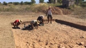 El equipo de excavaci&oacute;n, dirigido por Miquel &Agrave;ngel Cau de la UB