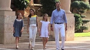 posado familia real marivent 2017