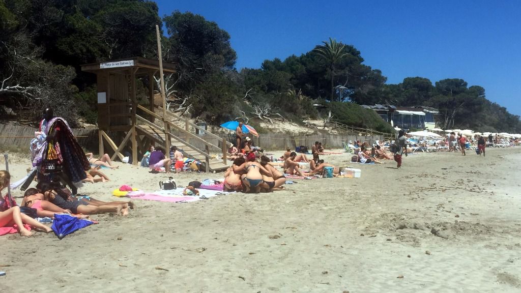 torre socorrista playa ses salines eivissa