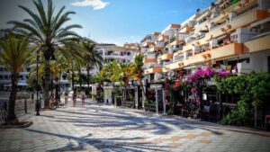 paseo maritimo figueretes