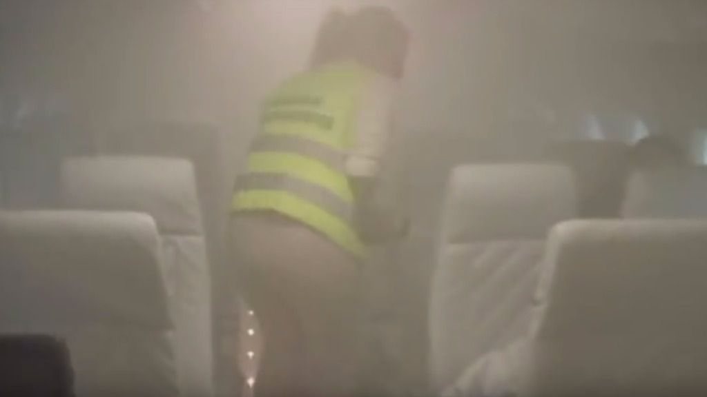 Imagen de un simulacro de incendio en cabina