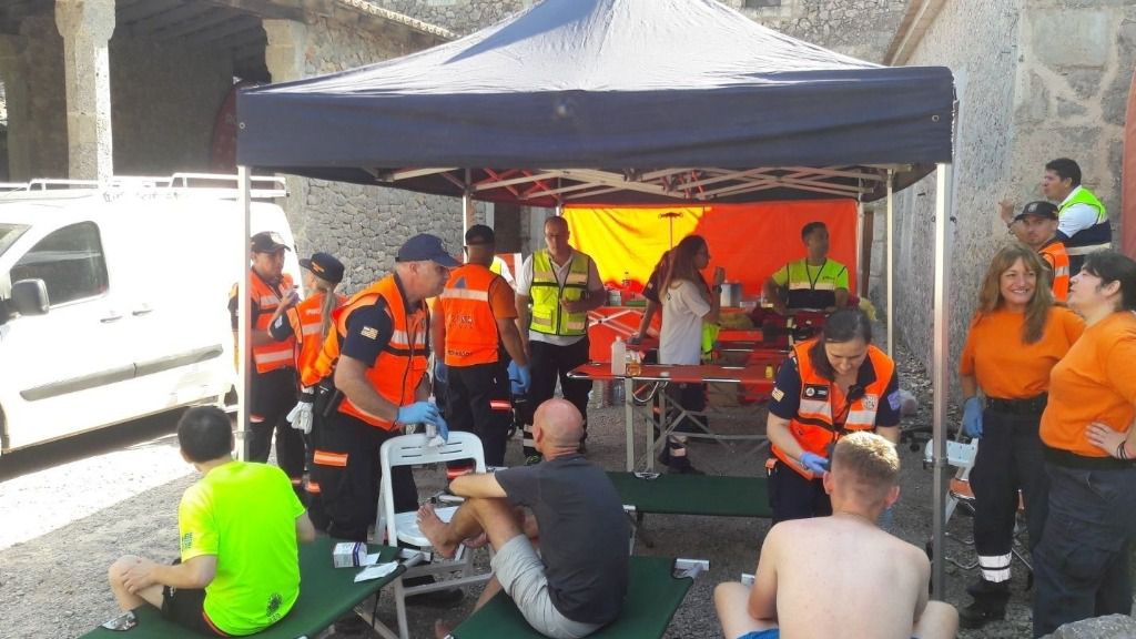 Los caminantes han sido atendidos a medida que iban llegando al monasterio