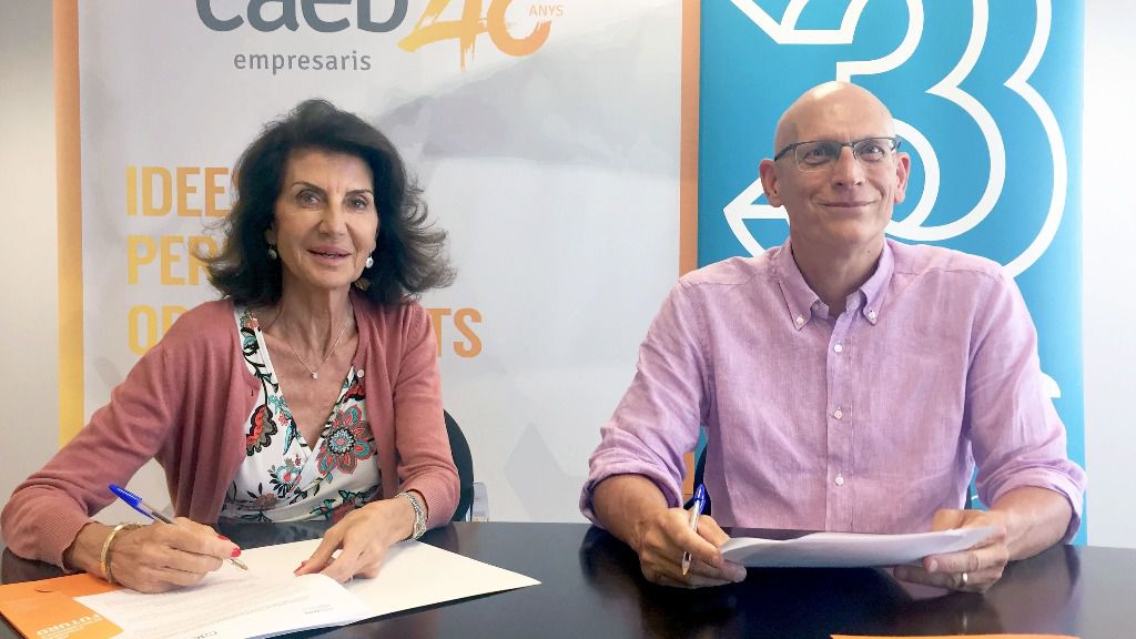 Carmen Planas y Alfons Suárez suscriben el acuerdo marco de colaboración entre ambas entidades