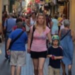 Las calles de Palma se llenan de turistas a diario