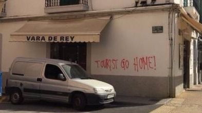 pintadas turistas ibiza