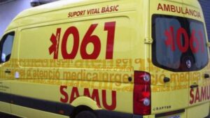 Una UVI m&oacute;vil se ha trasladado hasta el lugar