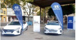 Las dos versiones del Ioniq estuvieron presentes en el evento.