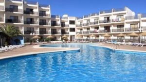 Piden la suspensi&oacute;n de las licencias de actividad