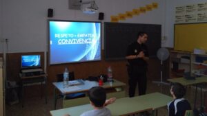charlas policia colegios