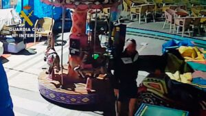 Podr&iacute;a haber accedido a varias zonas de ocio infantil