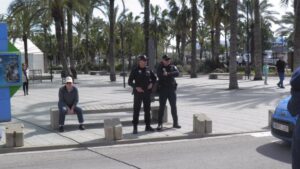 polic&iacute;a local