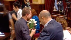 flores mes parlament