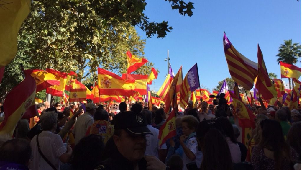 Miles de personas se han dado cita en Plaza de España