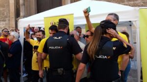 La Polic&iacute;a ha intervenido y no se ha llegado a mayores