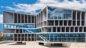 Imagen de la fachada del Palacio de Congresos proyectada por Francisco Mangado