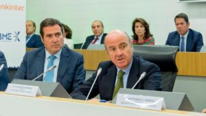 carmen planas luis de guindos