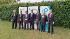 Ponentes, rector y organizadores