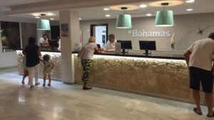 recepci&oacute;n hotel