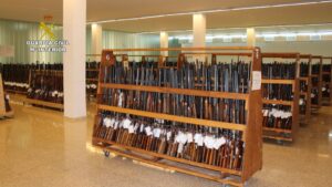Escopetas, pistolas rifles y carabinas