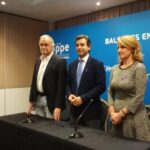 Company junto a González Pons