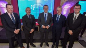 Ciaran Cassidy, vicepresidente global de e-commerce y estrategia de producto de Global Payments; Bertrand Sava, director general para el sur de Europa de Visa; Juan Alcaraz, director general de CaixaBank; Celestino Garc&iacute;a, vicepresidente corporativo de Sa