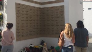muro de la memoria cementerio vila