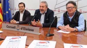 gonzalo juan, jose antonio colomar y antonio ferrer