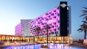hard rock hotel ibiza piscina