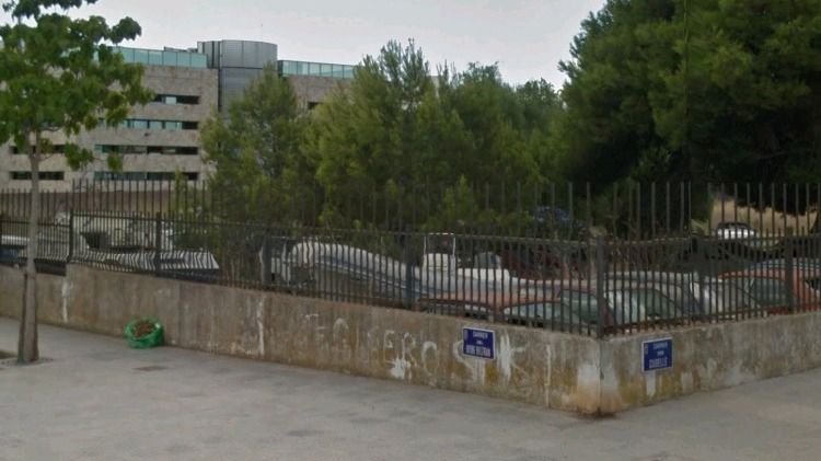 solar detras comisaria policia nacional