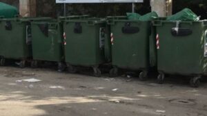 Inca residuos basura contenedor