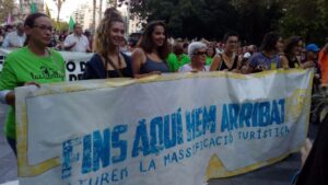 Cabecera de la manifestaci&oacute;n del 23 de septiembre contra la masificaci&oacute;n