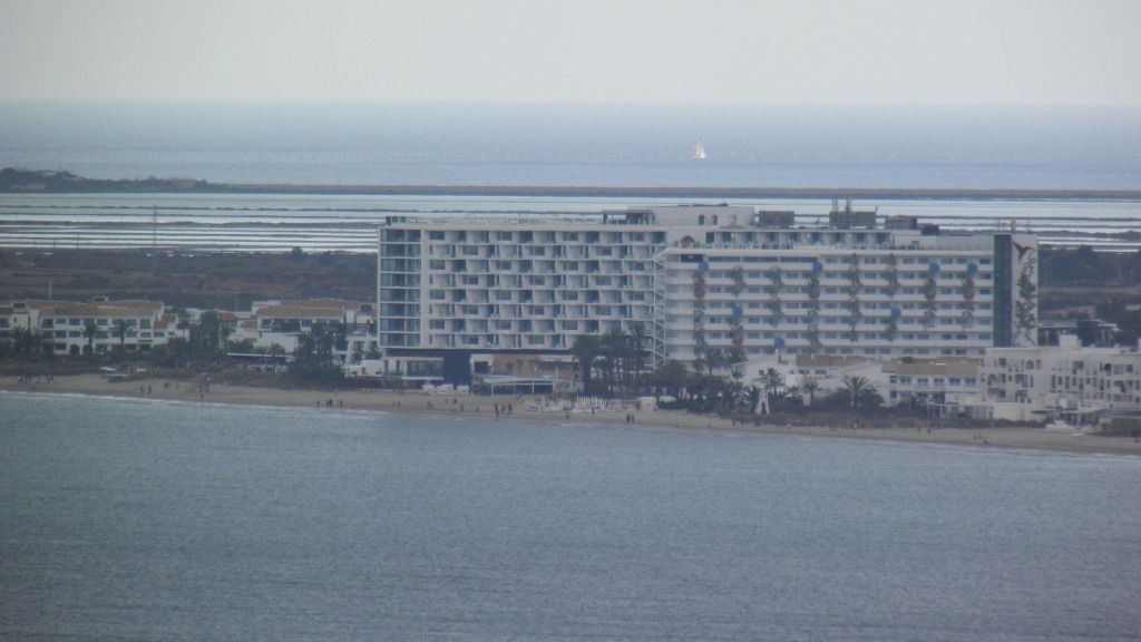 hoteles playa den bossa