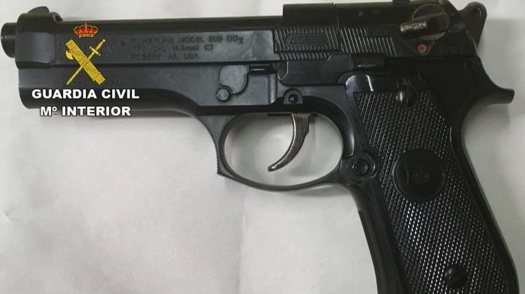 Pistola de aire comprimido sustraída