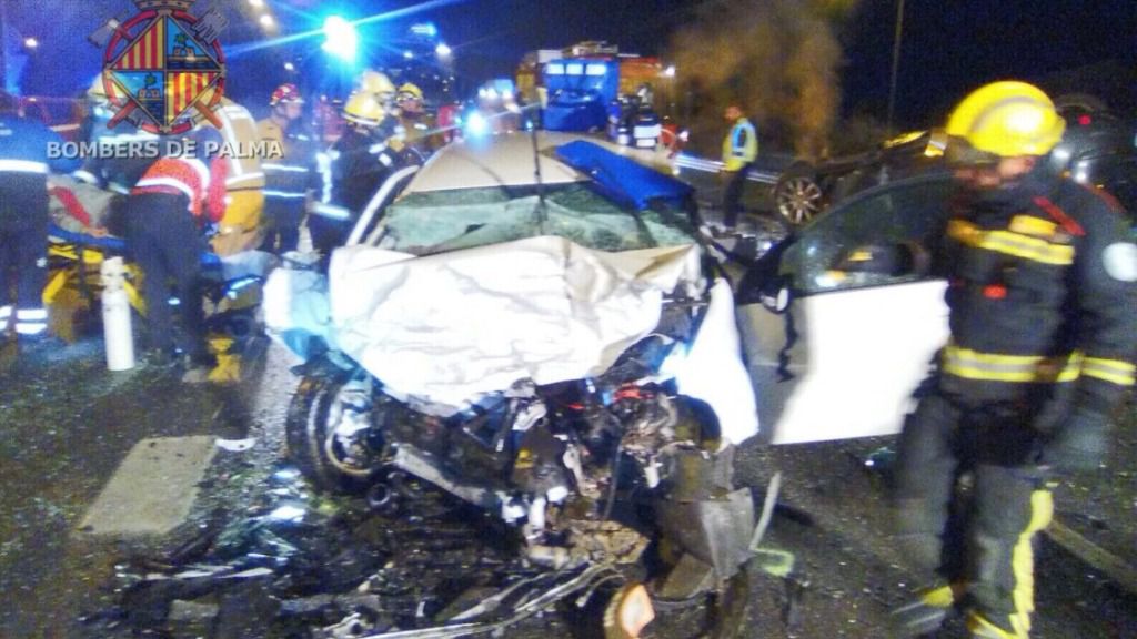 Imagen de uno de los coches siniestrados