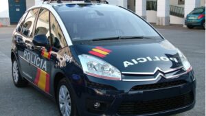 Coche polic&iacute;a nacional